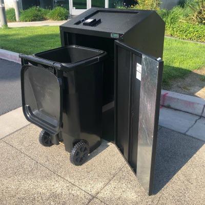 Photo of a Bearsaver Bearier trash can enclosure