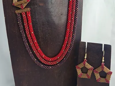 Beaded necklace and matching earrings